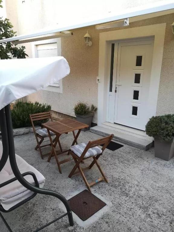 Apartment Maria Zadar Eksteriør billede